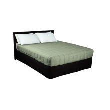 microfiber solid color/ jacquard polyester boxed end quilt bedcap plain bedspreads